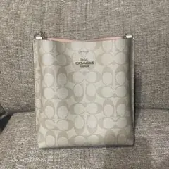 COACH モリー バケットバッグ 22 シグネチャーのサムネイル