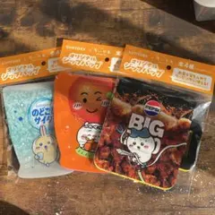 ちいかわ　オリジナルジップバッグ　3種　サントリー