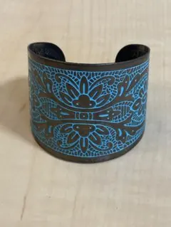 希少 木村拓哉 愛用品 HTC バングル 黒 フラワー スタッズ レザー