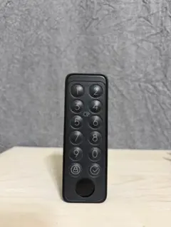 SwitchBot スマートロックpro 指紋認証パッド　暗証番号　ドアロック