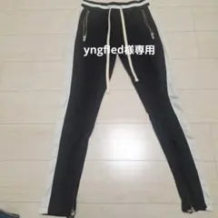 ブラックサイドストライプパンツ