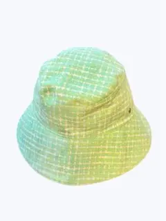 Item thumbnail for item 945941ec-4351-4535-a449-52a9d27f90ca