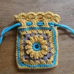 かぎ編み巾着 ハンドメイド ぷっくりお花モチーフ♪新品