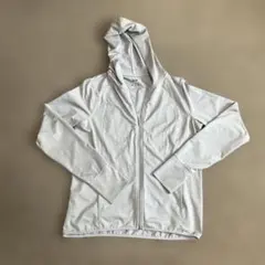 UNIQLO ライトグレー フルジップパーカー