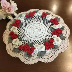 ハンドメイド　レース編み　お花のドイリー