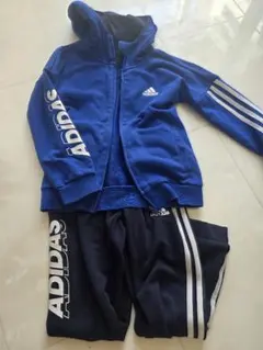 adidas 青 スエットセットアップ 130