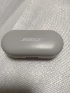 Bose Sports Earbuds イヤホンケース 充電器のサムネイル