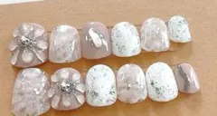 ネイルチップ　ハンドメイド　ピンク系フラワーネイルチップ 花　結婚式