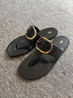 ZARA バックル フラットサンダル　ブラック　黒　サイズ38 24.5cm