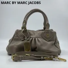 Marc by Marc Jacobs Classic Q Sage Green - メルカリ