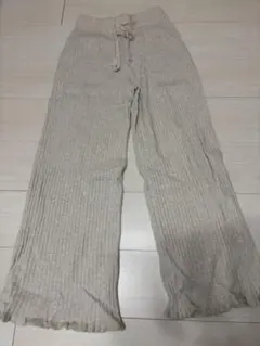 リブ編みベージュパンツ Fサイ