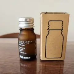 MUJI エッセンシャルオイル おやすみブレンド 10mLのサムネイル