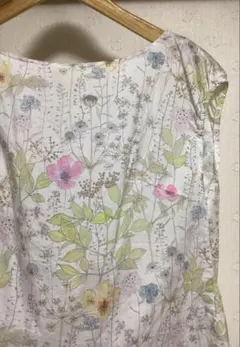 美品　リバティイルマトップス　AMACA クレスピ　ニーム　BEAMS IENAのサムネイル