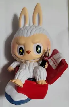 THE MONSTERS コカ・コラシリーズ　ぬいぐるみ　ラブブ　シークレット Amazon.co.jp: POP MART THE MONSTERS コカ・コーラ シリーズ