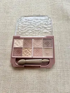 キャンメイク プティパレットアイズ（マットタイプ）M01