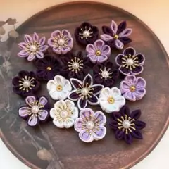 ちりめん花パーツ18個 いろいろセット　節句　名前旗　かんざし　吊るし飾り　紫色