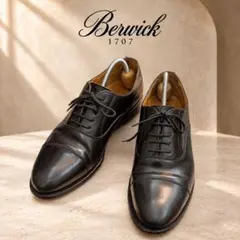 【美品】Berwick 4409 UK9.5 ストレートチップ 美品】Berwick 4409 UK9.5 ストレートチップ - メルカリ