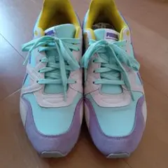 PUMA スニーカー パステルカラーのサムネイル