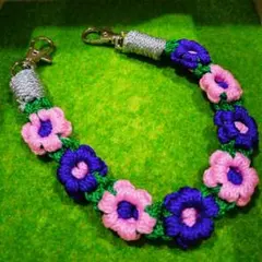 マクラメ編み　スマホハンドストラップ