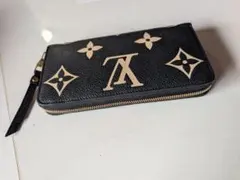 Louis Vuitton モノグラム長財布 オンザゴー ラウンド ジッピー