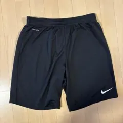 送料込み　Nike DRI-FIT ブラックショートパンツ XL