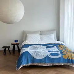 flower & vase ベッドスロー ART OF BLACK