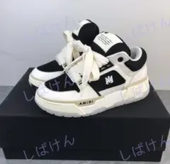 2025年最新】amiri スニーカーの人気アイテム - メルカリ