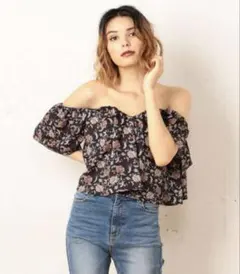 スパイラルガール　花柄　ビスチェ　オフショルダー