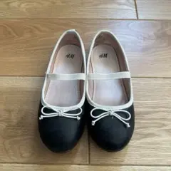 H&M 黒 バレエシューズ　19.5cm