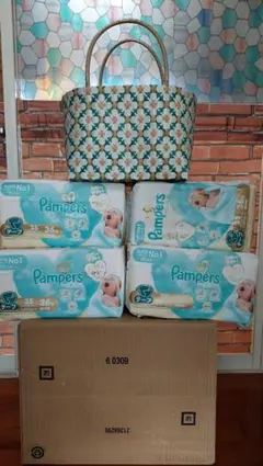 Pampers 紙おむつ Sサイズ 66枚入り　5袋セットテープ　はだいち Pampers 紙おむつ Sサイズ 66枚入り 5袋セットテープ はだいち - メルカリ
