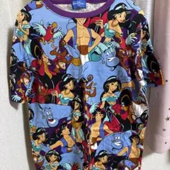 東京ディズニーリゾート　アラジン　総柄Tシャツ