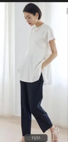 美品　unfilo アンフィーロ　BEAUTY FORM ペプラムＴシャツのサムネイル