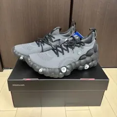 Mizuno EXPO 2025 グレー スニーカー Mizuno EXPO 2025 スニーカー グレー - メルカリ