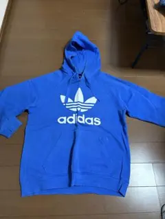 adidas フード付きパーカー 青