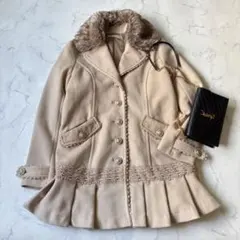 axes femme アクシーズファム ファー付レースコート　レース　プリーツ