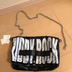ジディ バックのサムネイル
