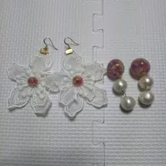 ＊花＊モチーフ レースピアス ホワイト/ピンク他【2点まとめ売り】