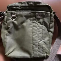 adidas オリーブグリーン ショルダーバッグ