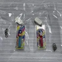 PEZ ペッツ ミニチュア キーホルダー 2種セットのサムネイル