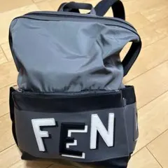 お得！FENDI リュック・バックパック ナイロン✖️レザーのサムネイル