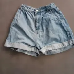 ライトブルー デニムショートパンツ ロールアップのサムネイル
