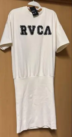 新品未使用　RVCA 半袖トレーナー生地ワンピース