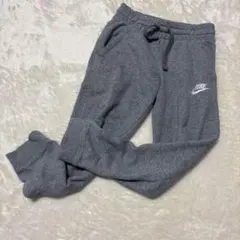 こども服　Nike♡スエットパンツ　グレー140㎝
