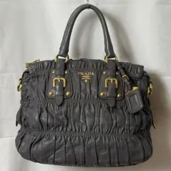 【ギャランティ付PRADAナッパガウフレ ハンドバッグ グレーBN1336大容量