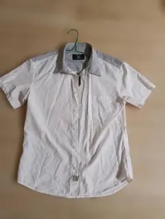 COMME CA COMMUNE 半袖シャツ サイズSmallのサムネイル