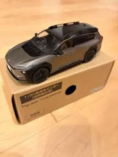 トヨタ 新型bZ4X ブラック×プレシャスメタル カラーサンプルミニカー