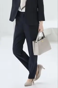 3月終了＊【美品】センタープレスパンツ　Honeys ネイビー　Sサイズ　通勤