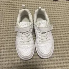 Nike ホワイト スニーカー ベルクロ付き
