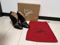 Christian Louboutin ブラックアンクルブーツのサムネイル
