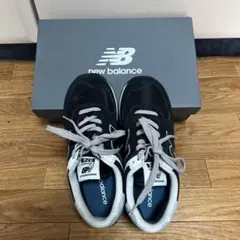 new balance レディーススニーカー　24cm